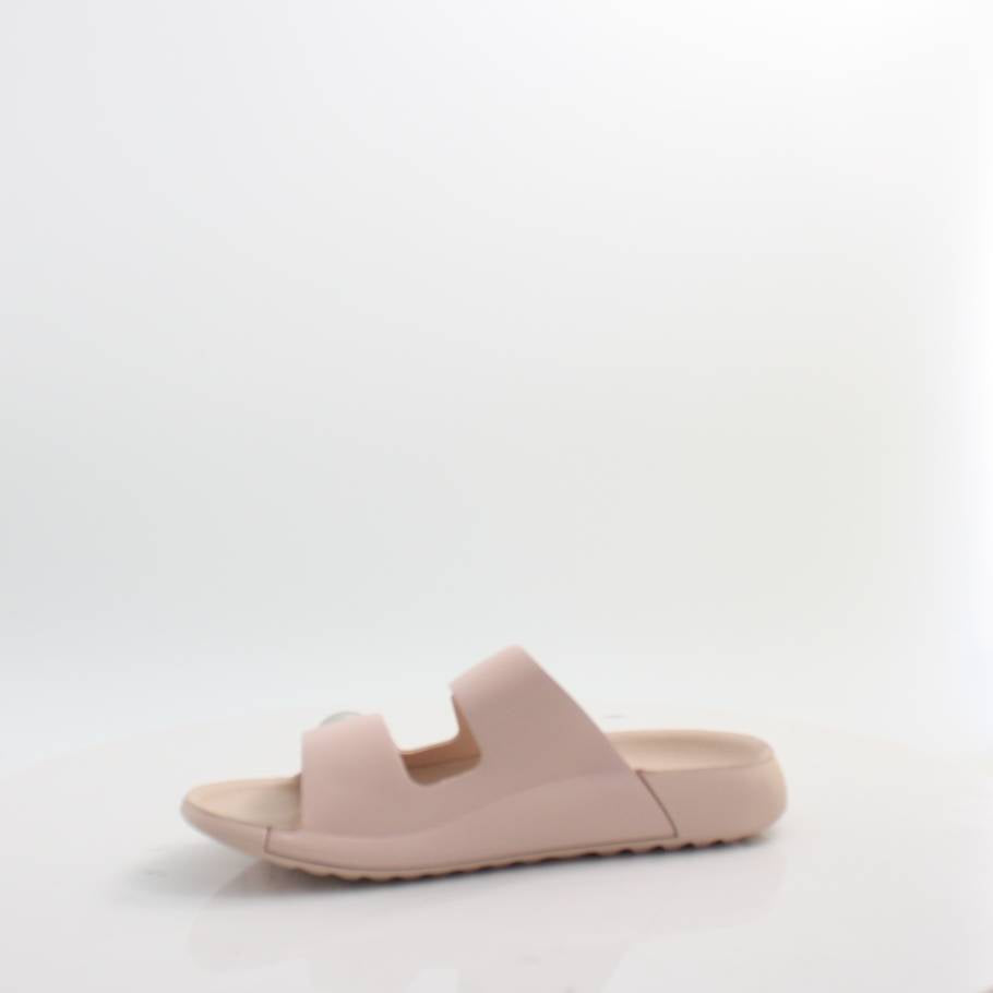 206833 COZMO W SANDALS