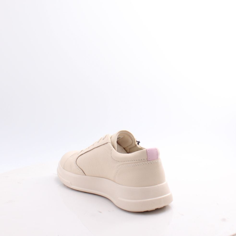 223813 MOVE W ECCO SHOES