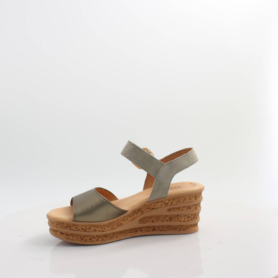 44.651 GABOR SANDALS