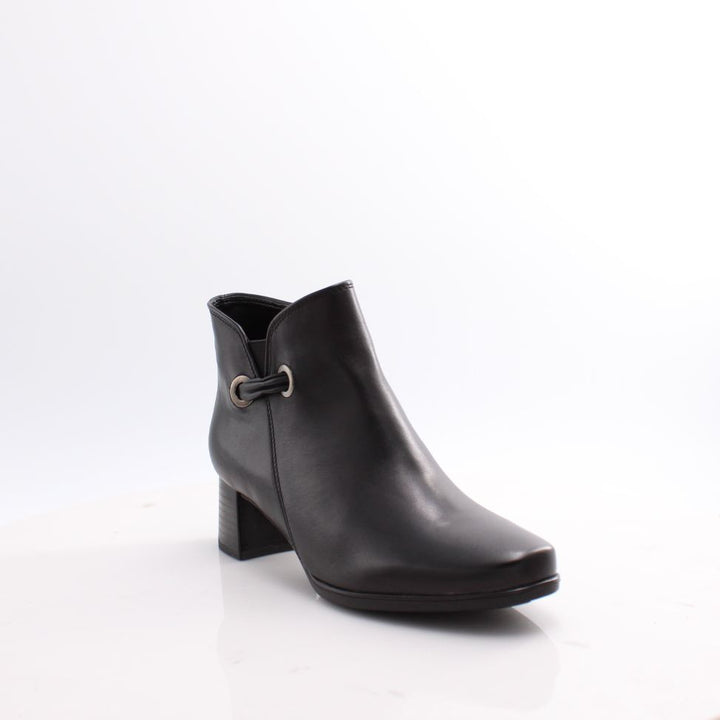 72.827 GABOR BOOTS 25