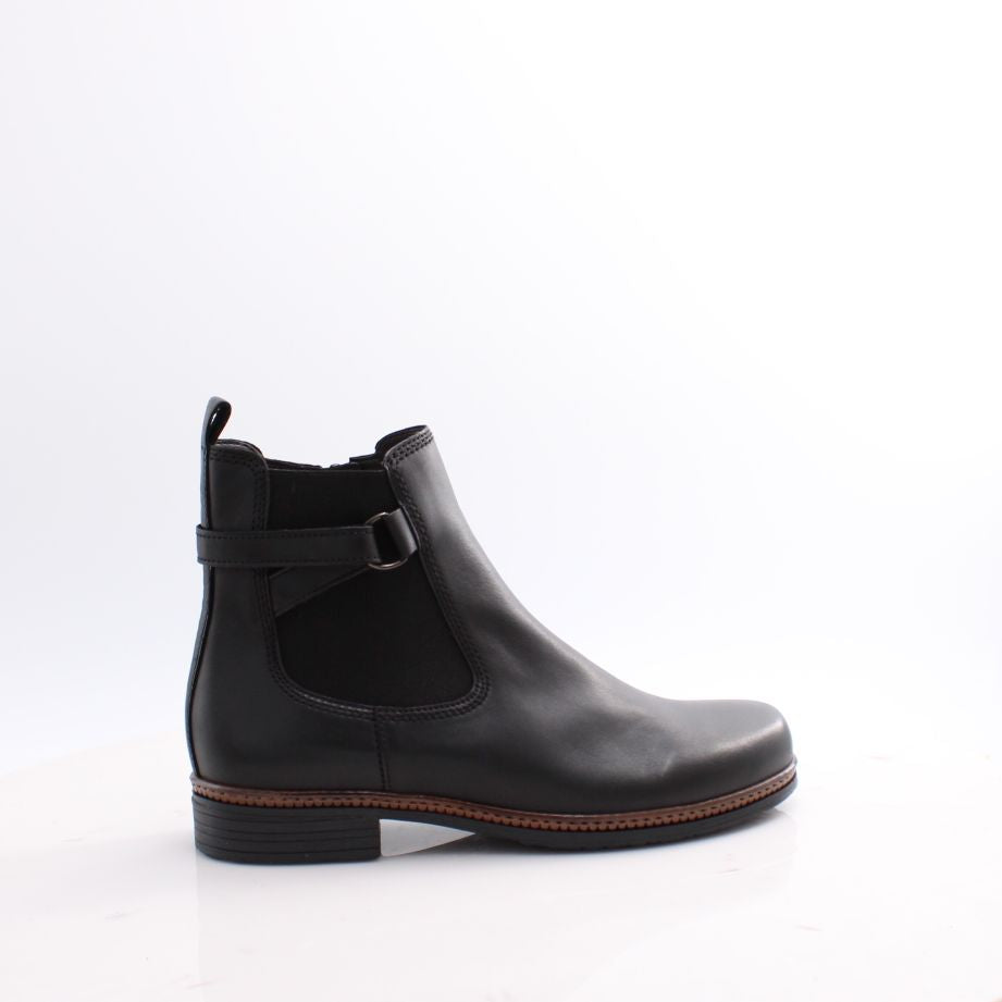 74.670 GABOR BOOTS 25