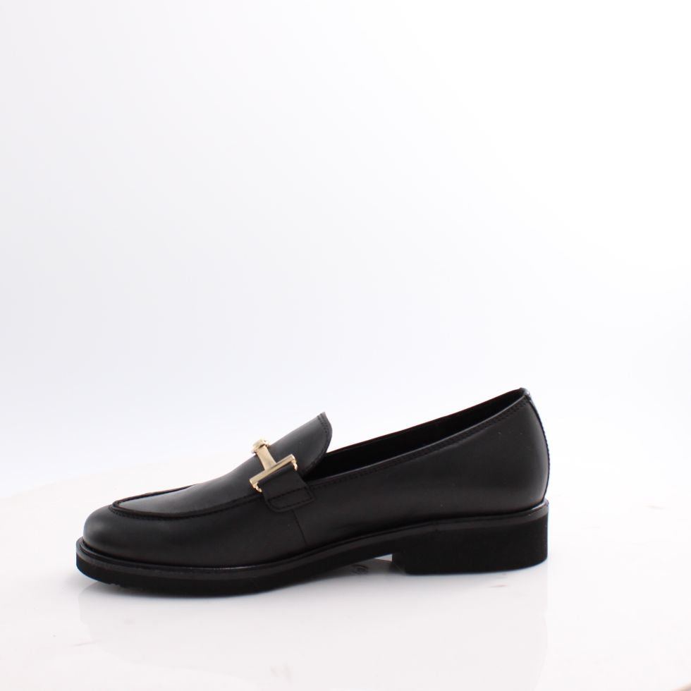 75.211 GABOR SHOES 25