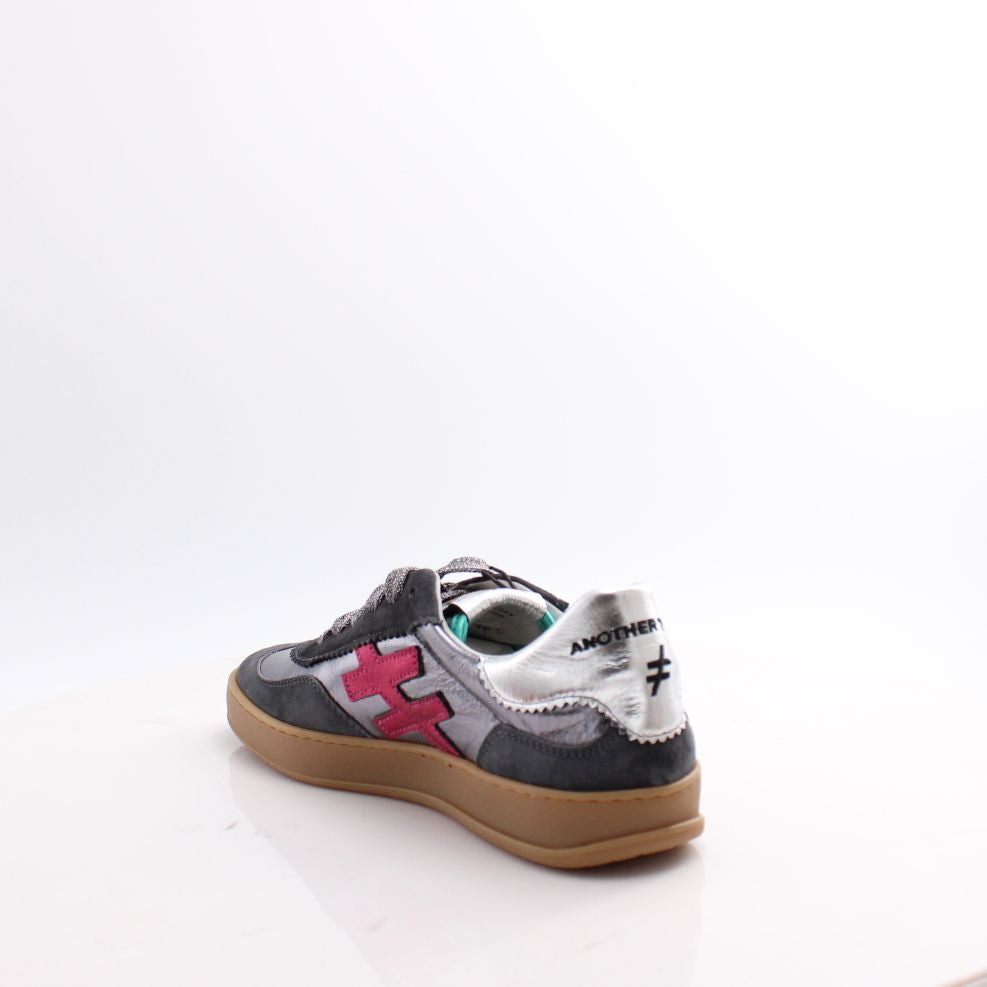 A032 ANOTHER TREND TRAINERS