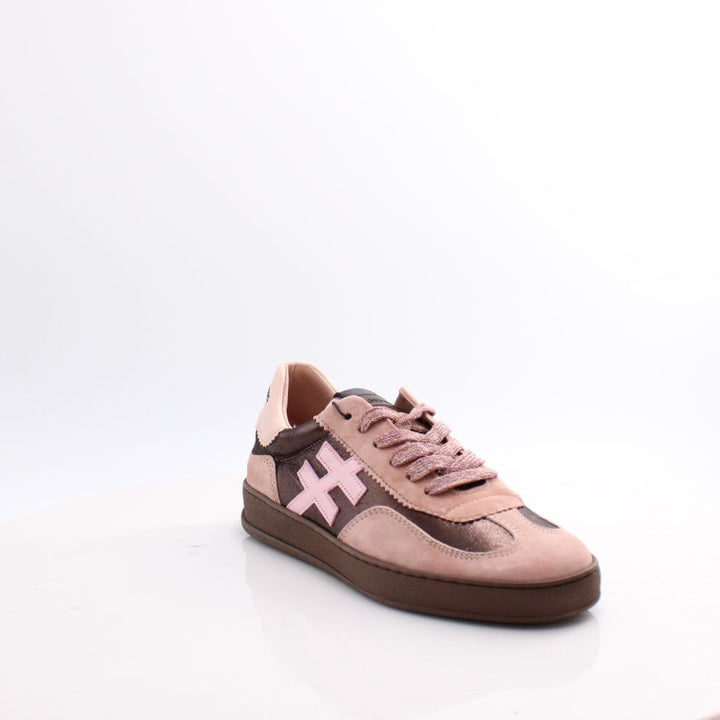 A032 ANOTHER TREND TRAINERS