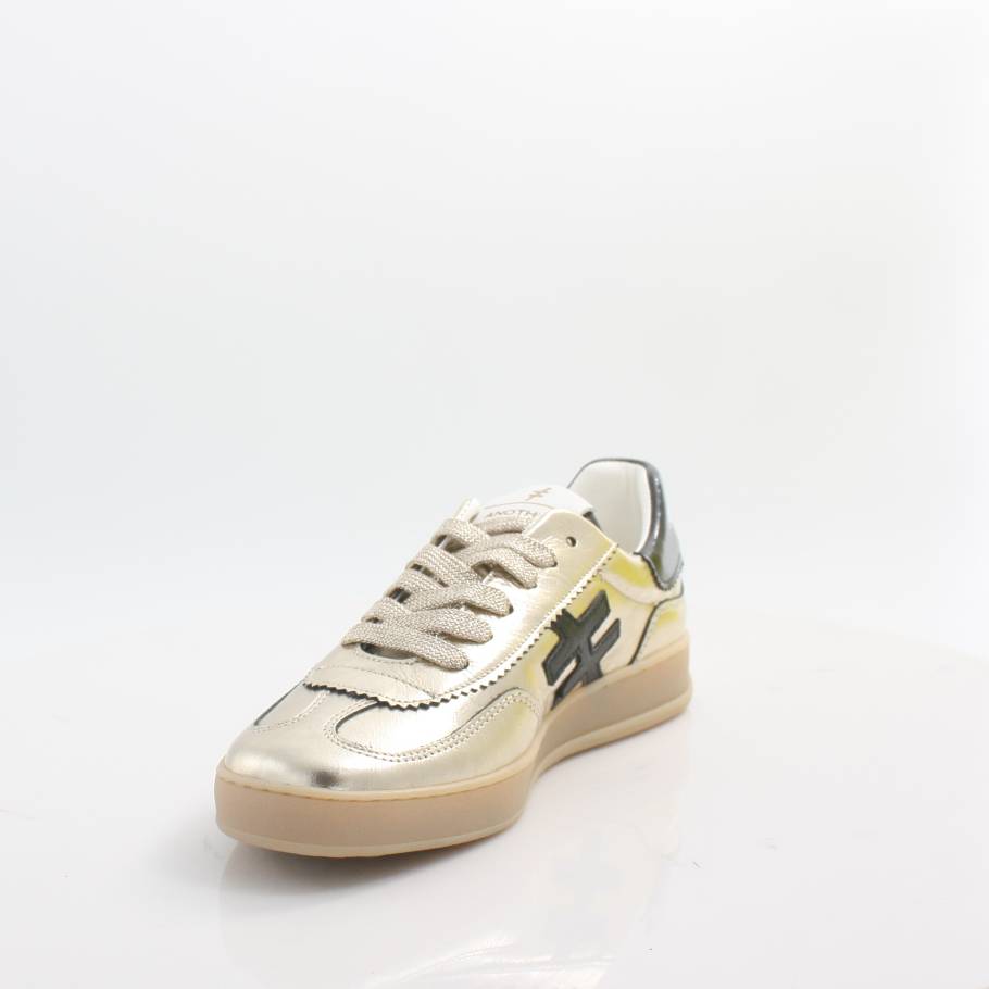 A032 ANOTHER TREND TRAINERS