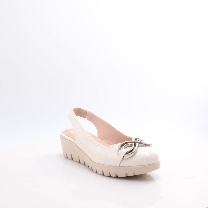 C-33331 WONDERS SHOES