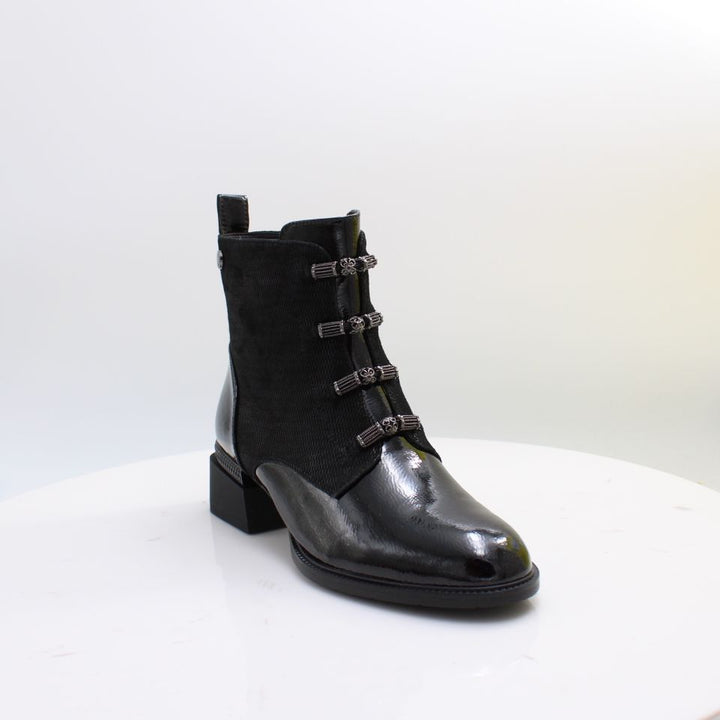 C38132 LORETTA VITALE BOOTS