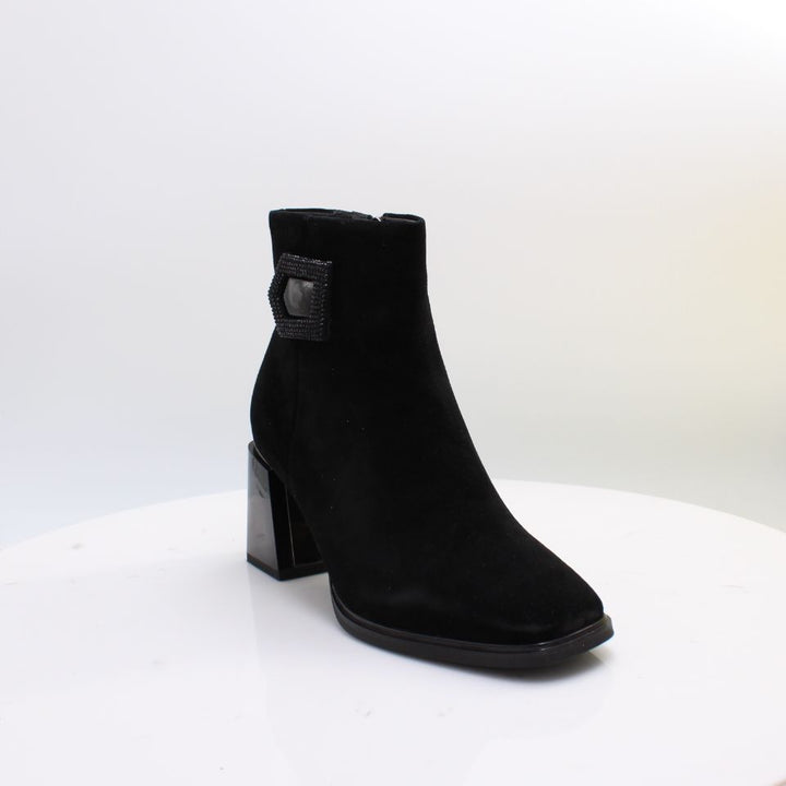 C38144 LORETTA VITALE BOOTS