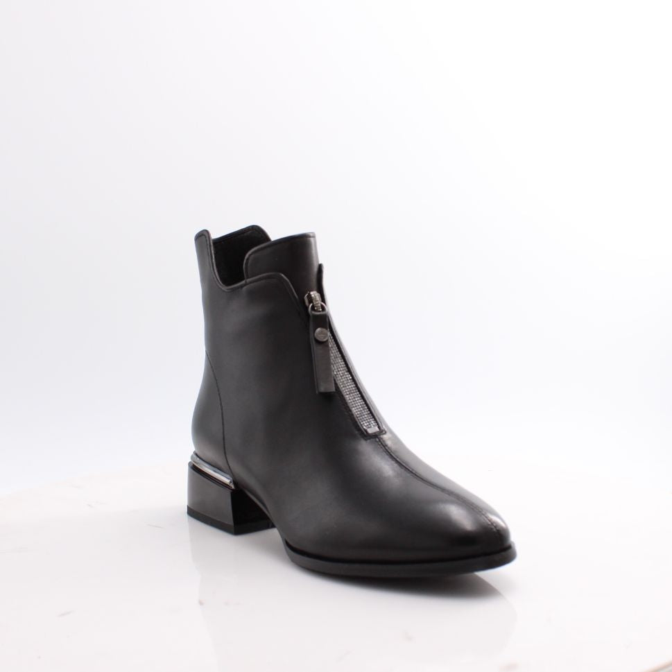 C9680 LORETTA VITALE BOOTS 25