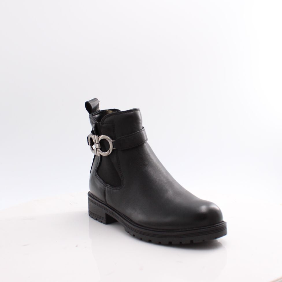 CUB DUBARRY BOOTS 25