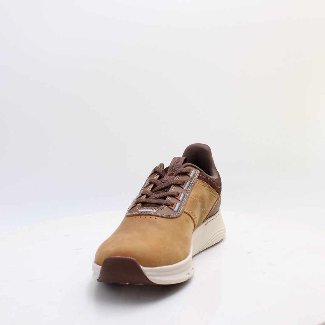 MOTION TREK LX CLARKS SHOES