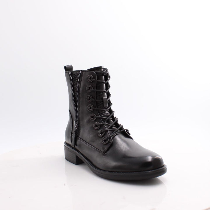 ROXANA-49 REGARDE LE CIEL BOOT