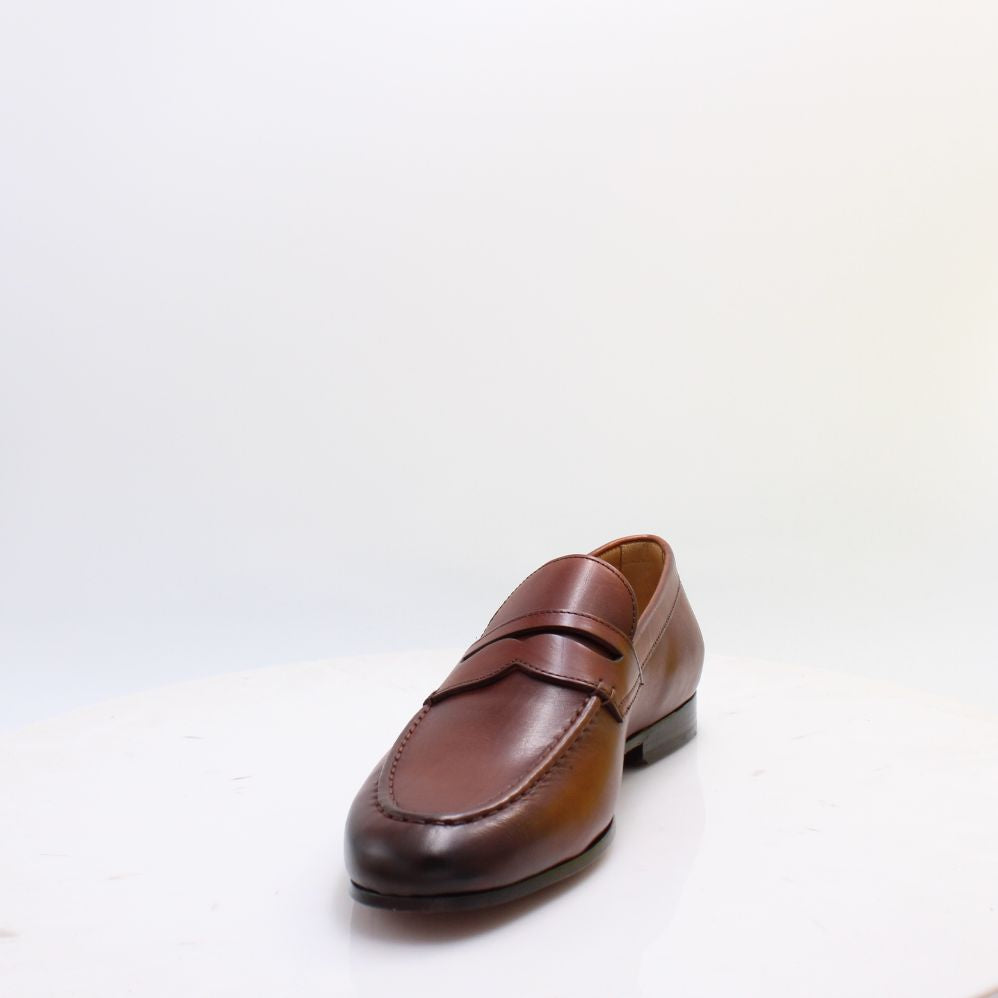 SAWYER BARKER SLIP ON SHOES 26