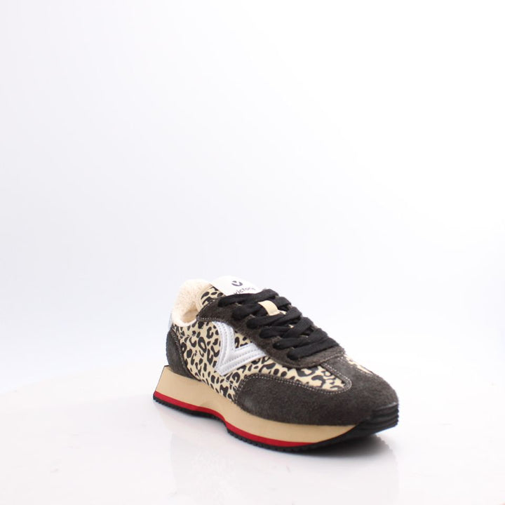 1134116 COSMOS VICTORIA