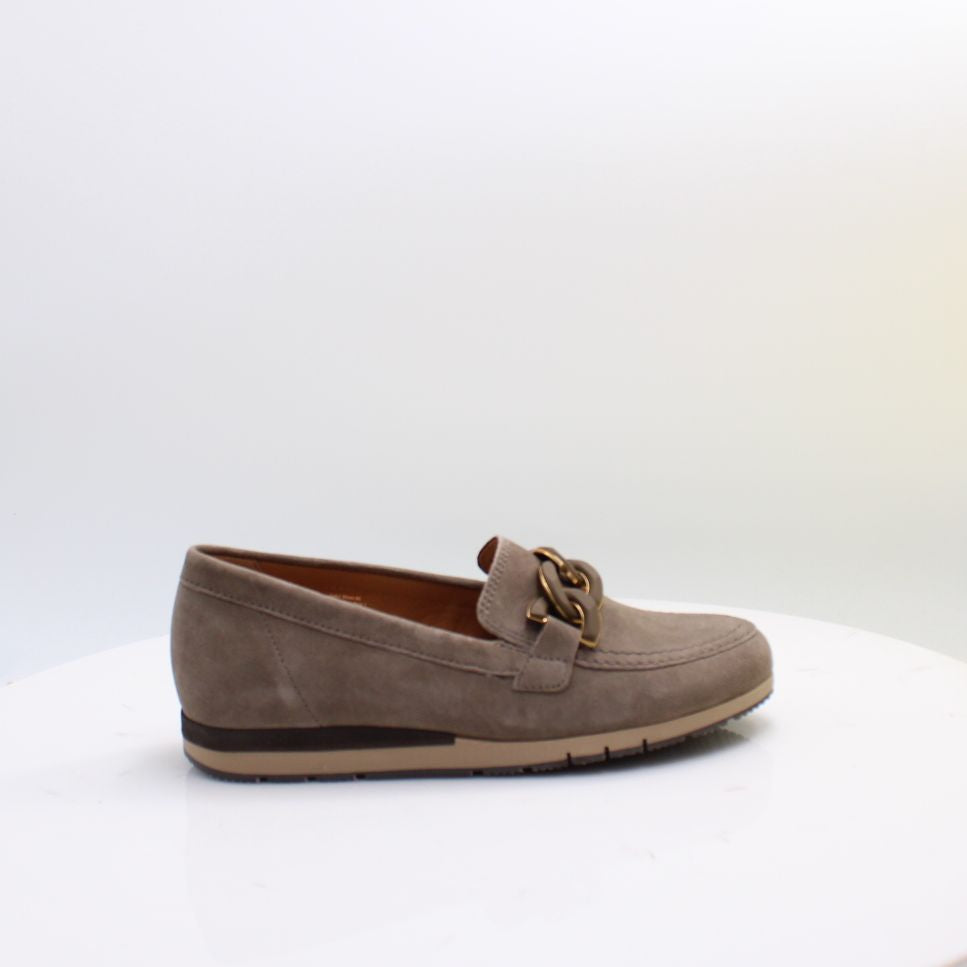 4004.01 GABOR SHOES 26