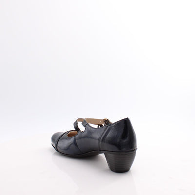 41758 RIEKER SHOES 25