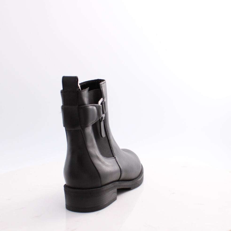 71.790 GABOR SHOES 25