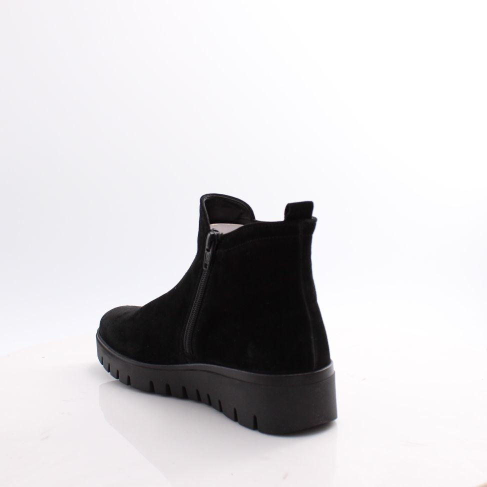 72.061 GABOR BOOTS 25