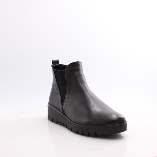 72.061 GABOR BOOTS 25