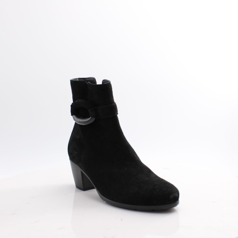 75.523 GABOR BOOTS 25