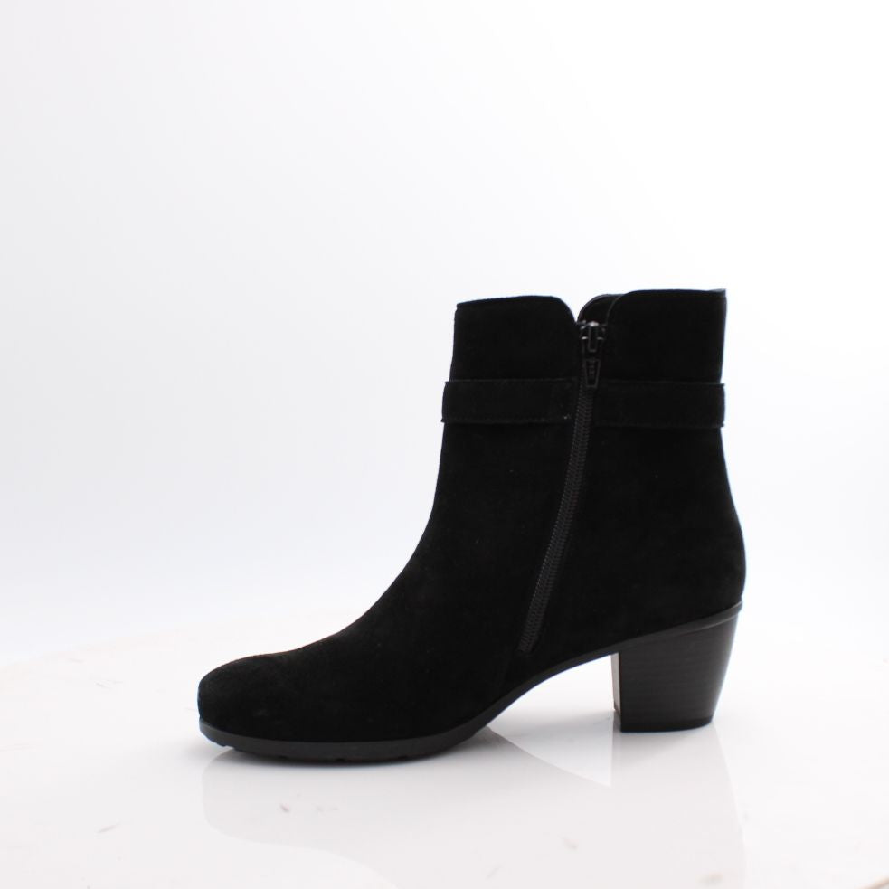 75.523 GABOR BOOTS 25