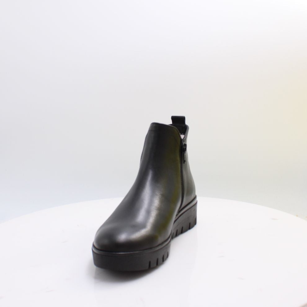 8015.01 GABOR BOOTS 26