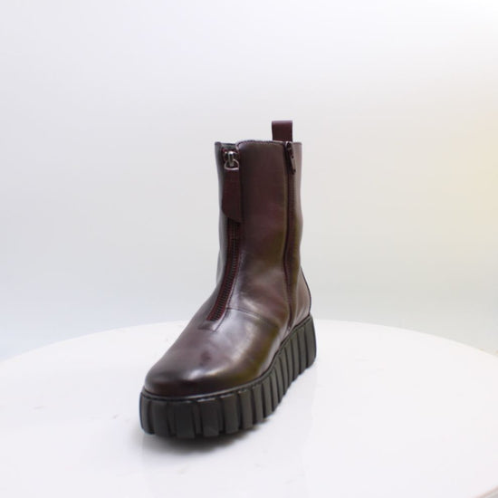 8016.04 GABOR BOOTS 26