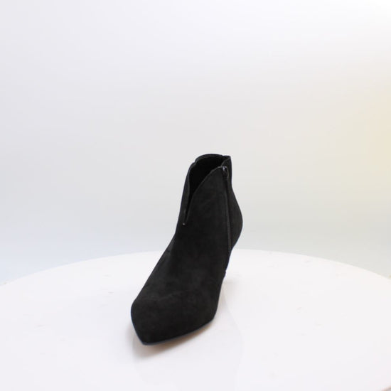 8017.01 GABOR BOOTS 26