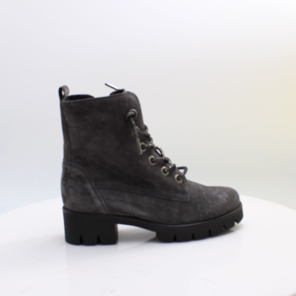 8018.02 GABOR BOOTS 26