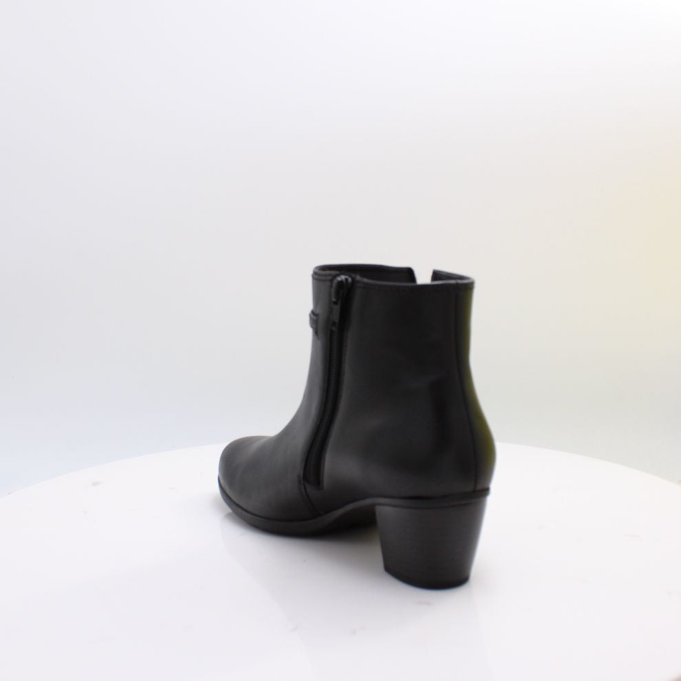 8029.01 GABOR BOOTS 26