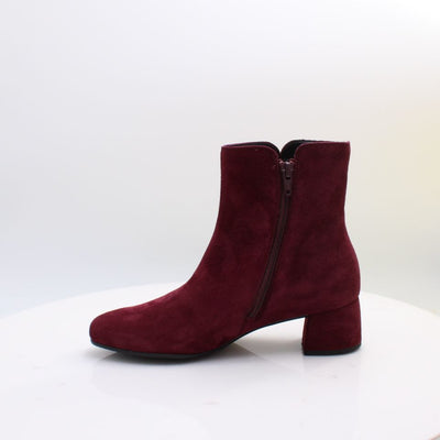 8036.01 GABOR BOOTS 26