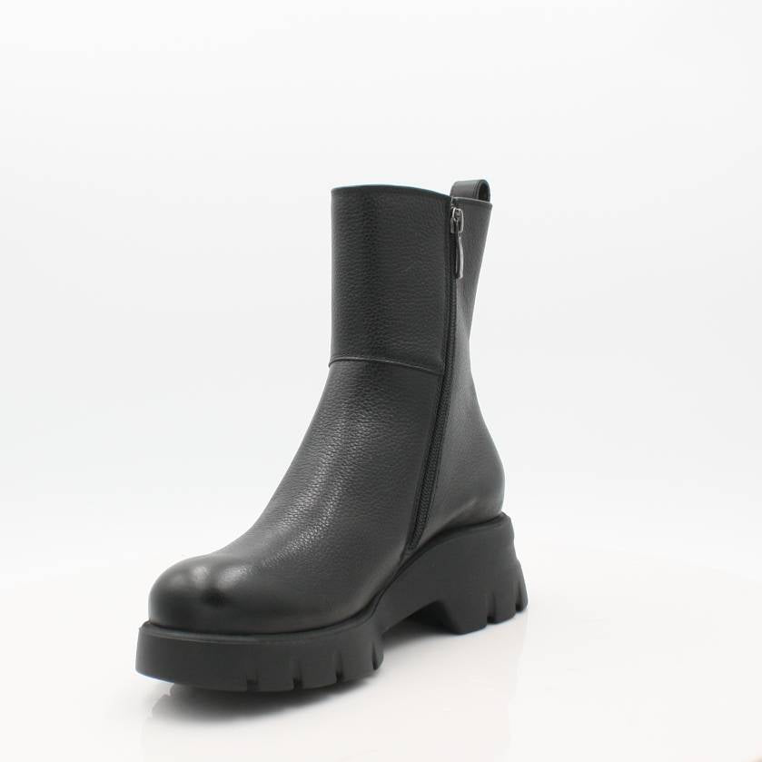 8104 PAUL GREEN BOOTS 25