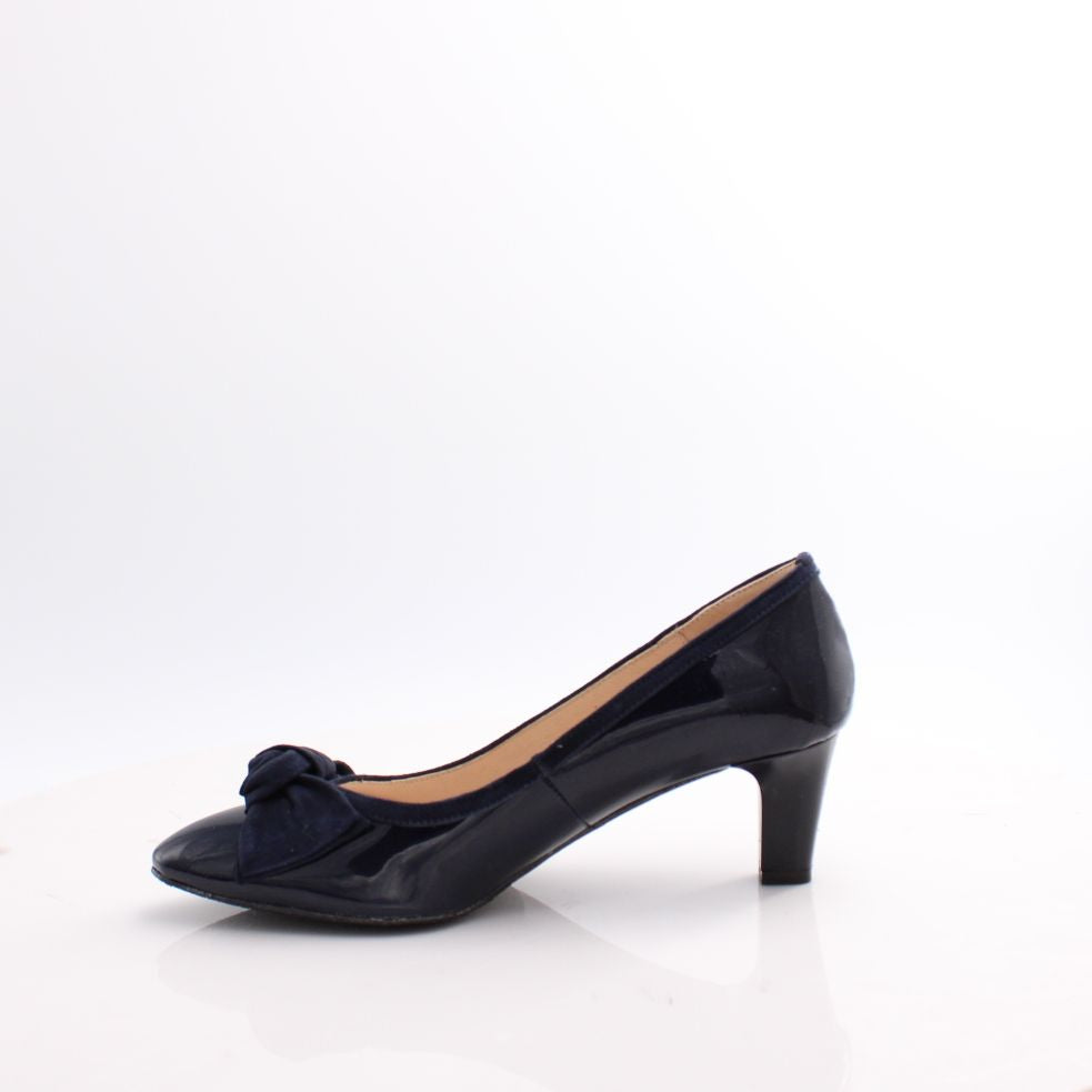 8256 EMIS 25 = CM HEEL