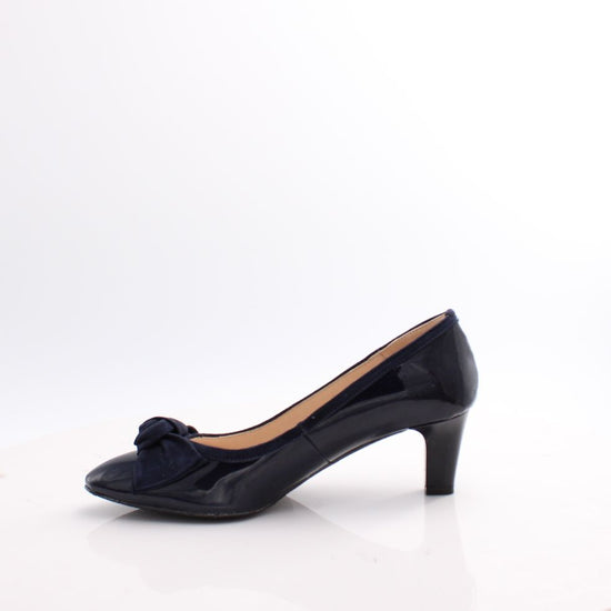 8256 EMIS 25 = CM HEEL