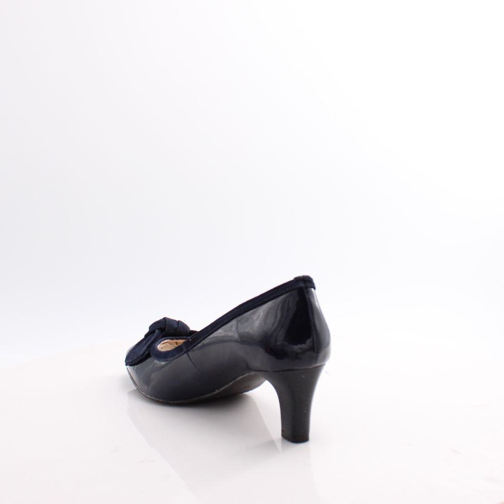 8256 EMIS 25 = CM HEEL