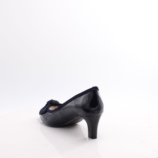 8256 EMIS 25 = CM HEEL