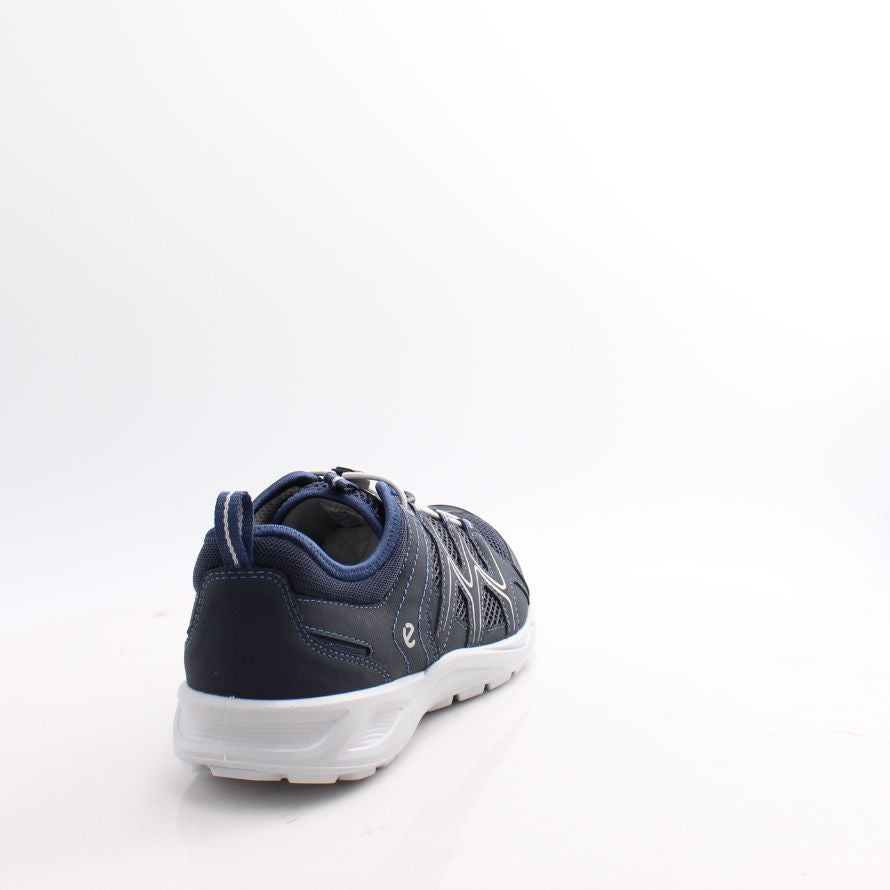 825774 TERRACRUISE ECCO SHOES