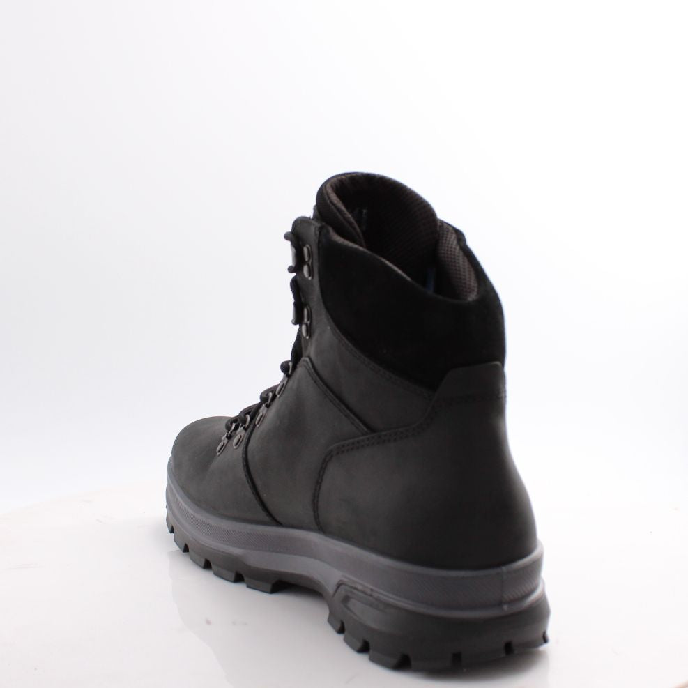 838184 ECCO RUGGED TRACK WP