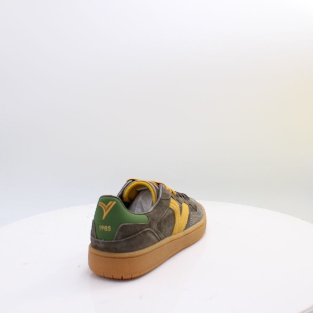 8806120 VICTORIA SHOES 26
