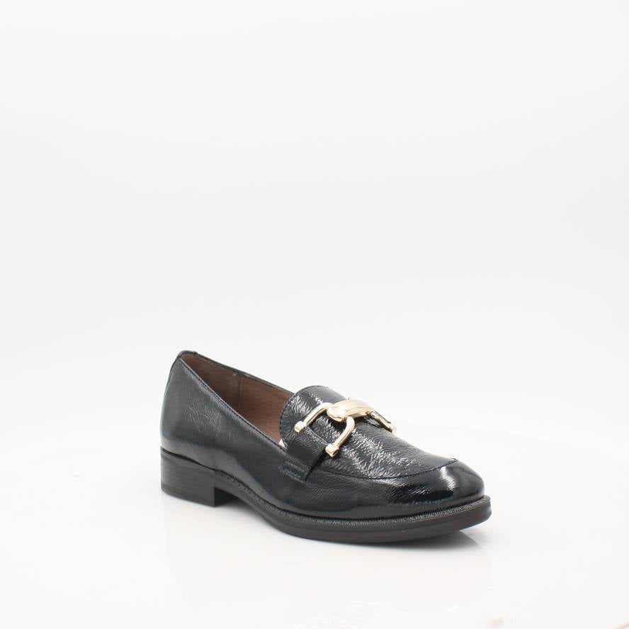 A-7252 WONDERS SHOES