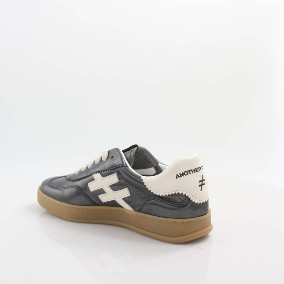 A032 ANOTHER TREND TRAINERS