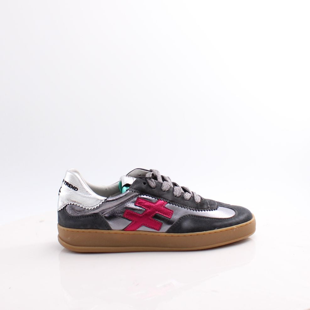 A032 ANOTHER TREND TRAINERS