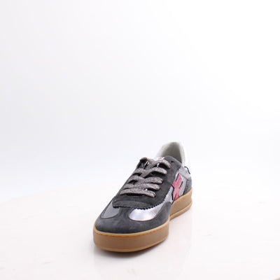 A032 ANOTHER TREND TRAINERS