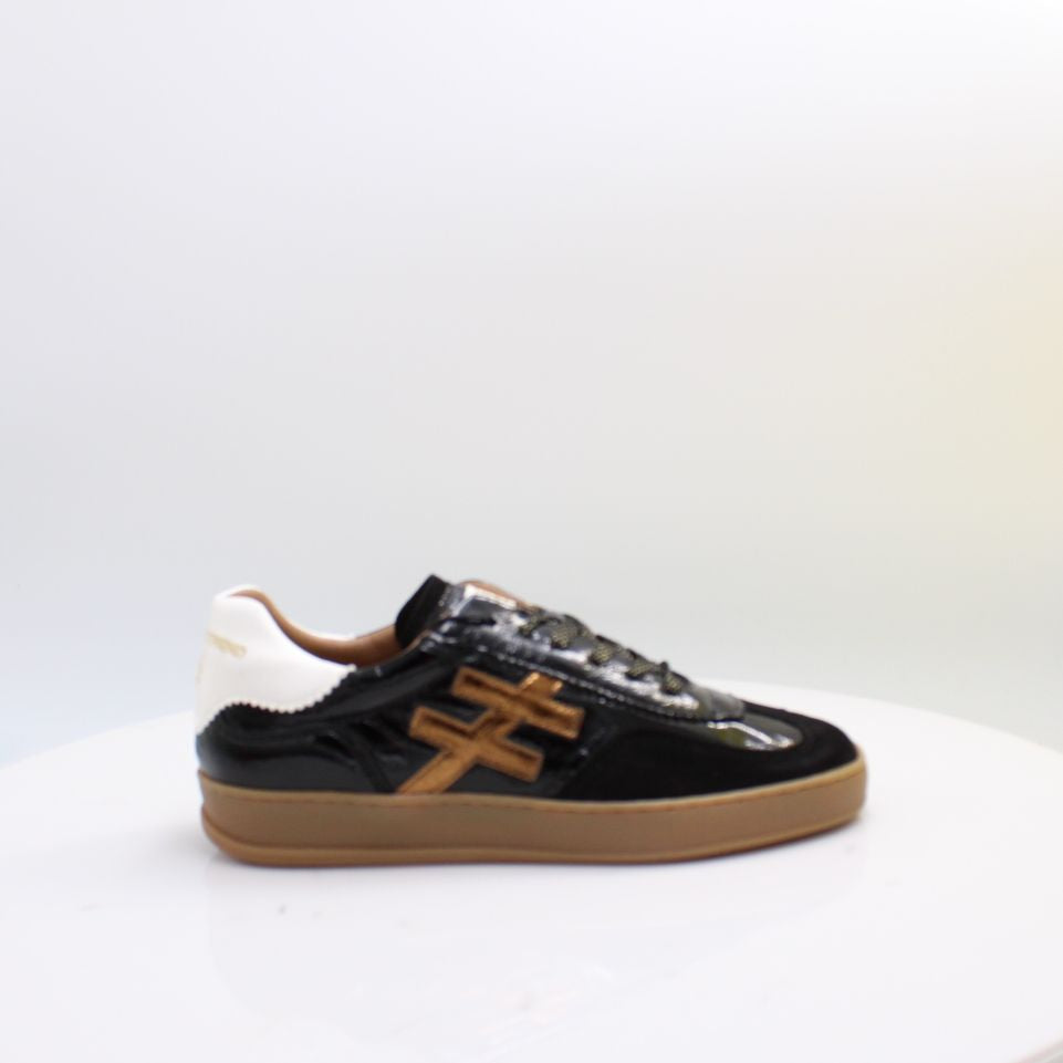 A032 ANOTHER TREND TRAINERS