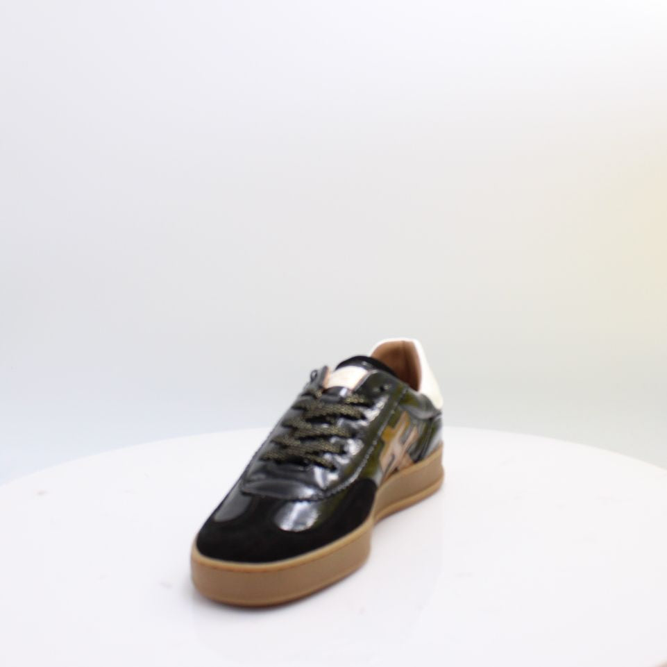 A032 ANOTHER TREND TRAINERS