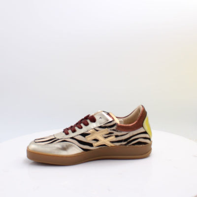 A032 ANOTHER TREND TRAINERS