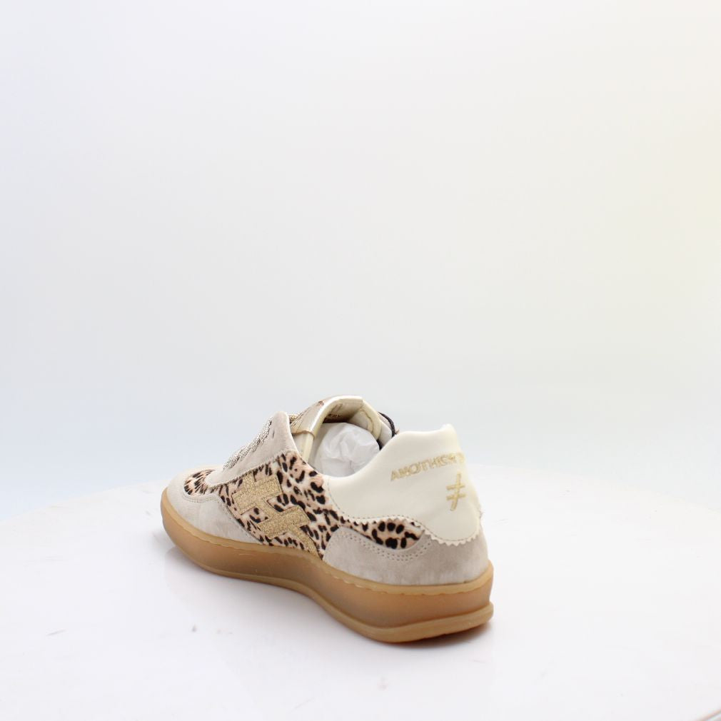 A032 ANOTHER TREND TRAINERS