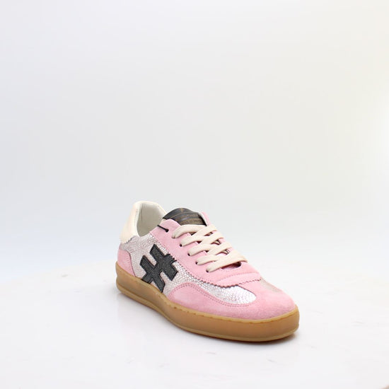 A032 ANOTHER TREND TRAINERS