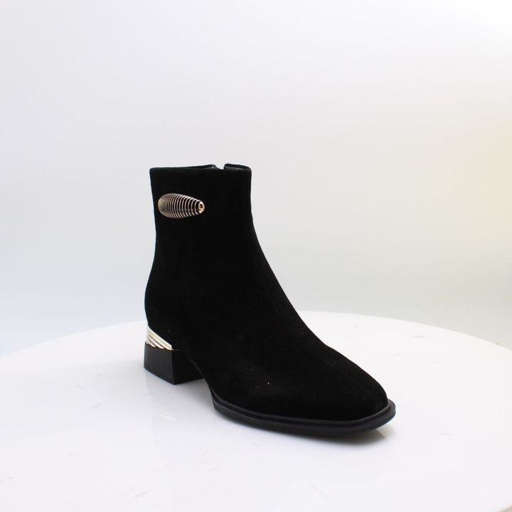 C38167 LORETTA VITALE BOOTS