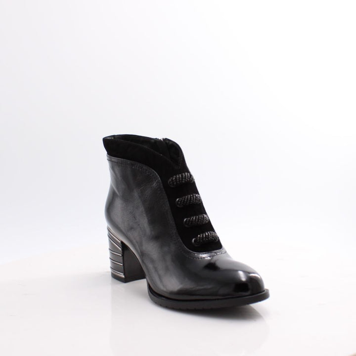 C3891 LORETTA VITALE BOOTS 25
